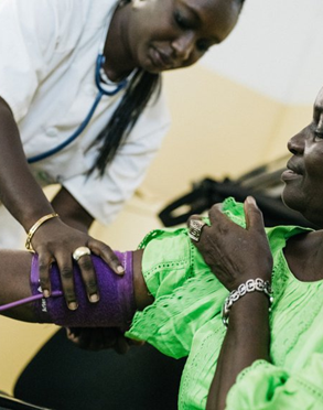 A total of 413 health workers have received training in the screening and management of noncommunicable diseases in Ghana through the Access Accelerated NCD project and the Healthy Heart Africa program in Ghana. Photo: PATH/Gabe Bienczycki.